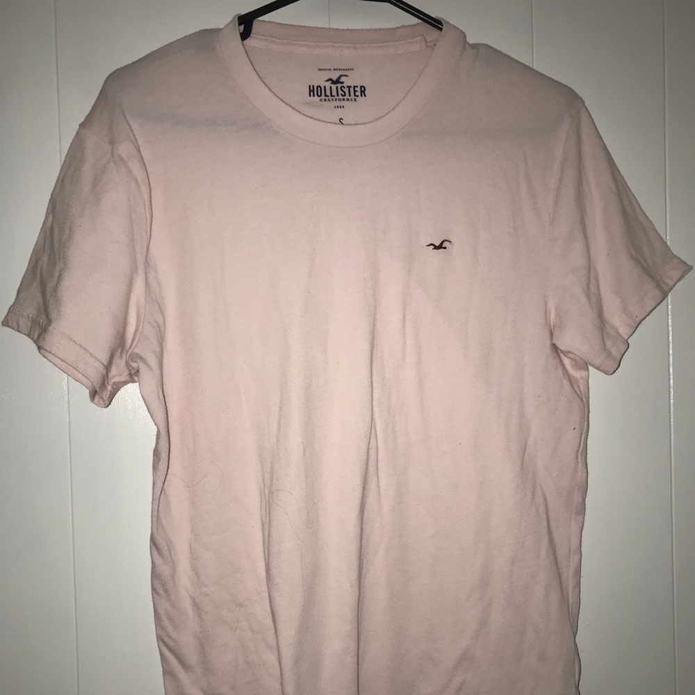 Men’s hollister tee